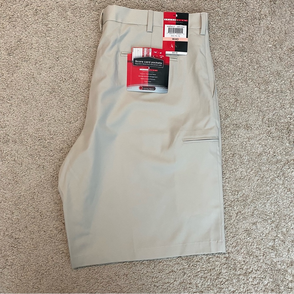 W40 NWT Grand Slam Performance Golf Men's Athletic Shorts Dark Chalk Tan